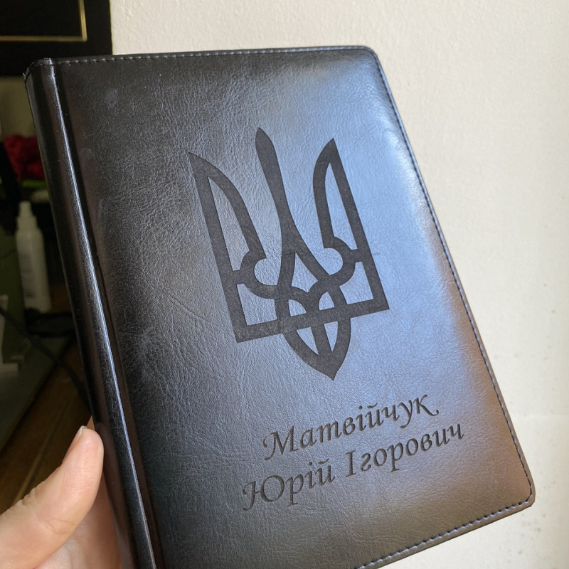 Блокнот для військового з гравіруванням гербу або логотипу. Будь яке гравіюванням. ЯКІСТЬ